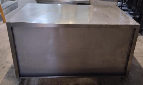 Τραπέζι Ανοξείδωτο Εργασίας 136x85x83Cm Μεταχειρισμένο 